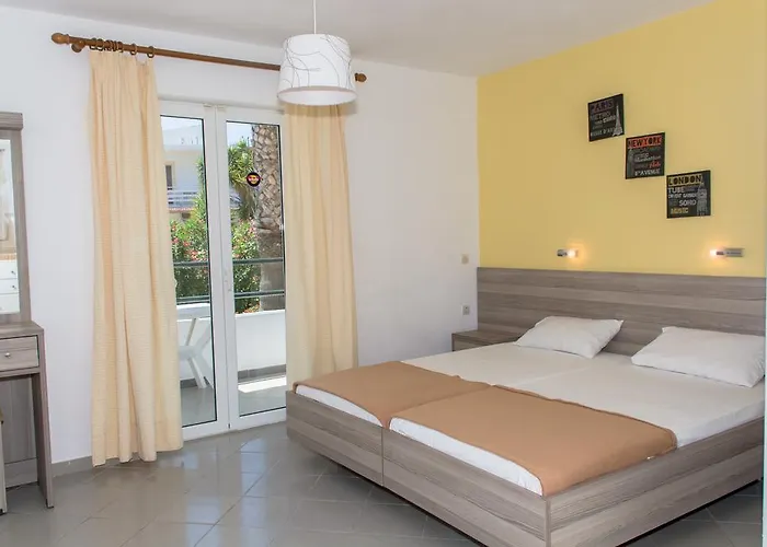 Cavos Beach House Kavos